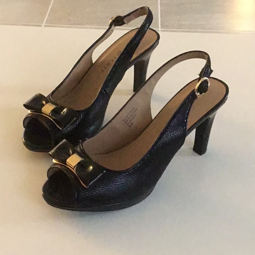 Peep Toe heels
